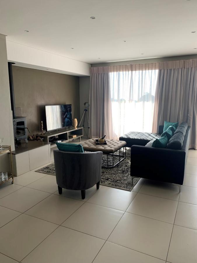 Апартаменти Cag The Hub Bryanston Йоганнесбурґ Екстер'єр фото